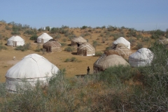 Yurt camping, Nurata